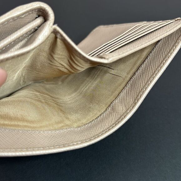 💯Authentic Prada Short Wallet🍀 - Picture 4 of 17